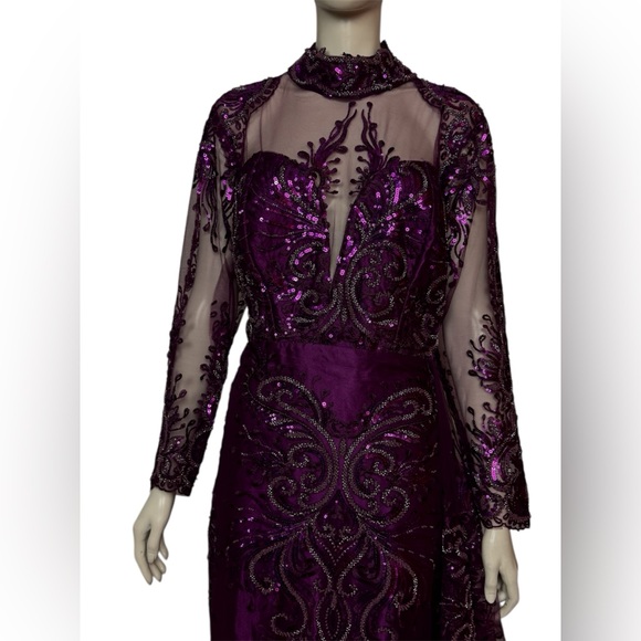 Unbranded Glamorous Elegant Purple Sequined/Jeweled Evening Formal Gown - Picture 4 of 16